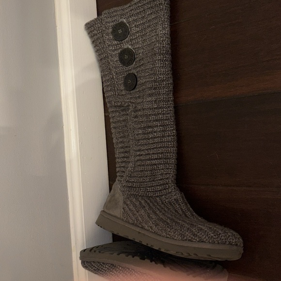 UGG Winter Classic Cardy Winter Boot Gray Size 5 - Picture 4 of 9